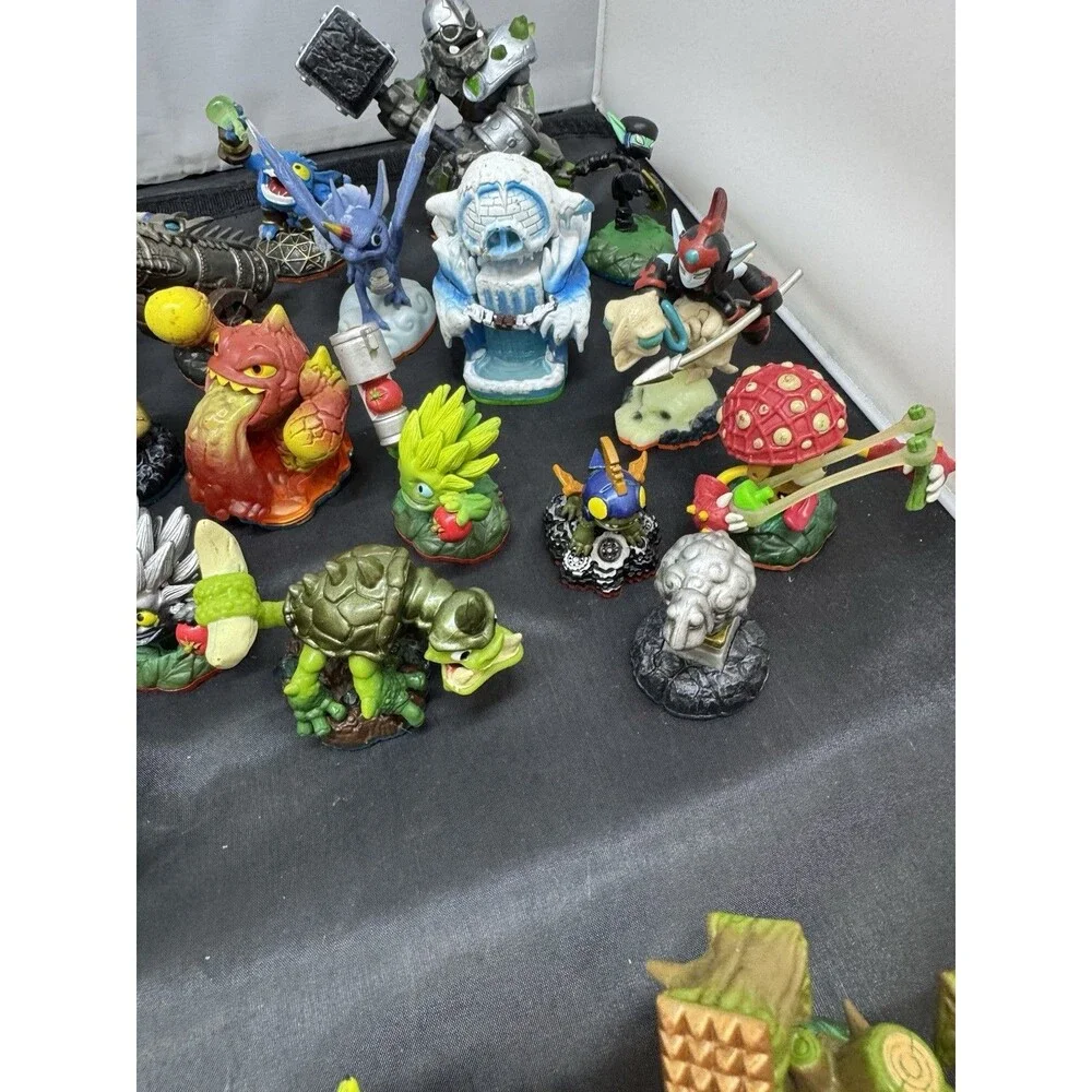 Huge Lot Of Activision Skylanders Figures - Lot Of 50